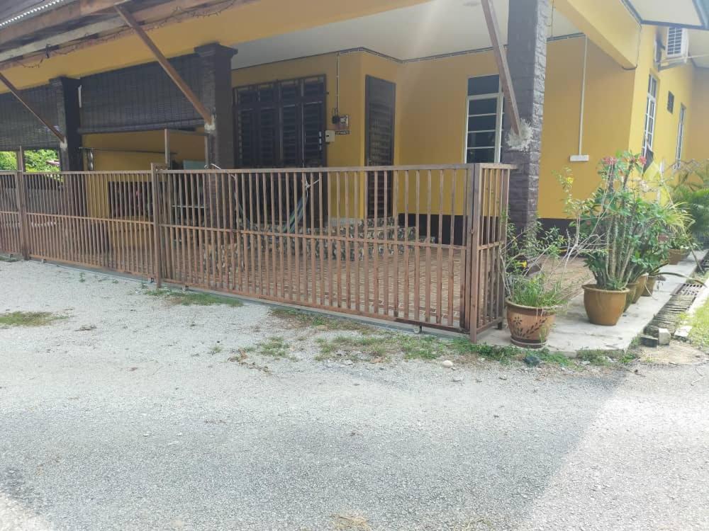Rumah Tumpangan Di Kuala Terengganu, Terengganu Homestay D Exterior foto